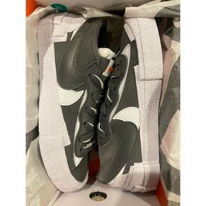 6.5W/8M - sacai x Nike Blazer Low Iron Grey